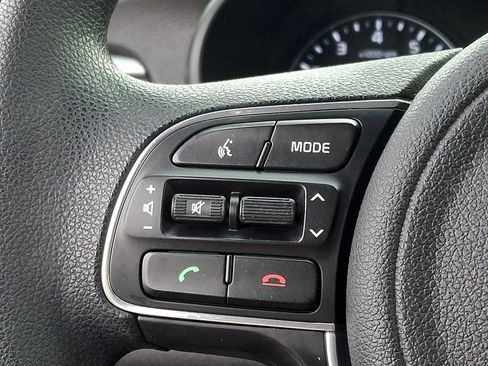 Used 2017 Kia Optima LX image 19