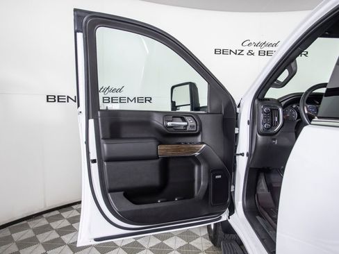 Used 2023 Chevrolet Silverado 3500 High Country image 20