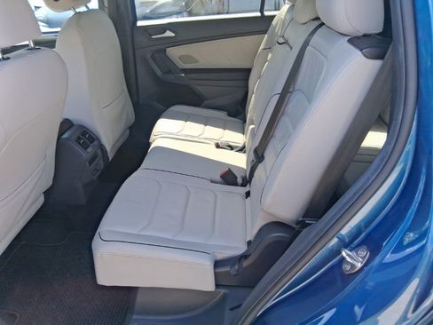 Used 2020 Volkswagen Tiguan SEL Premium R-Line w/ 3rd Row Seat Package AWD/4WD image 18