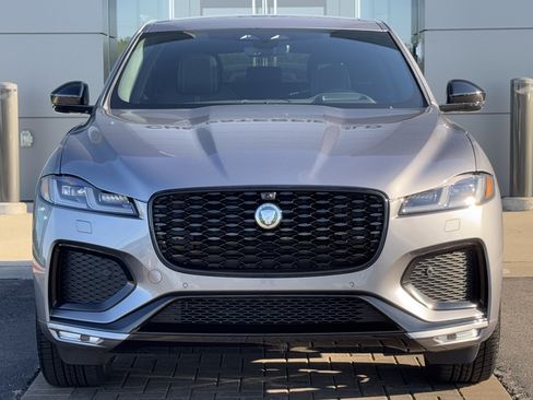 Used 2026 Jaguar F-PACE R-Dynamic S AWD/4WD image 8