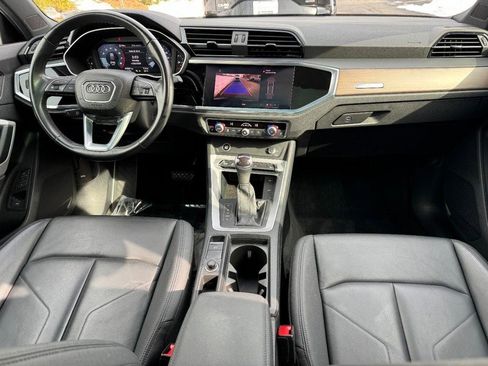 Used 2022 Audi Q3 2.0T Premium image 11