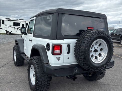 Used 2021 Jeep Wrangler Sport AWD/4WD image 3