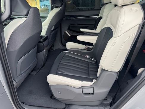 New 2026 Kia EV9 GT-Line AWD/4WD image 15