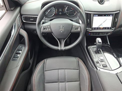 New 2024 Maserati Levante GT Ultima image 28