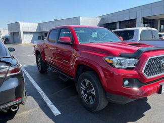 Used 2019 Toyota Tacoma TRD Sport w/ Technology Package video 1