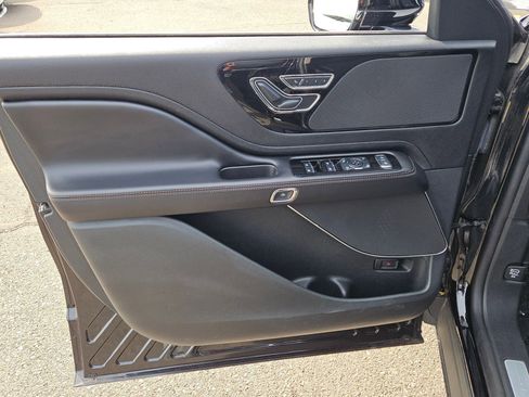 Used 2023 Lincoln Aviator 2WD w/ Class IV Trailer Tow Package image 11