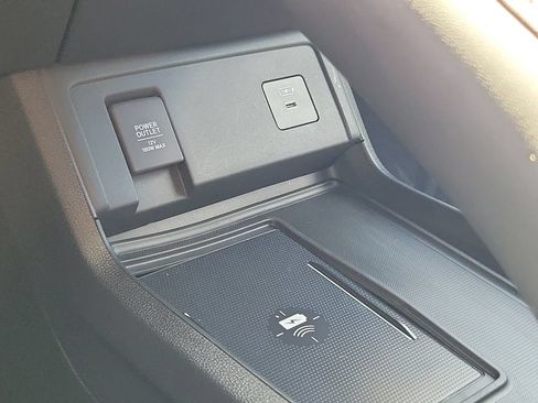 Used 2023 Acura RDX w/ Advance Package FWD image 30