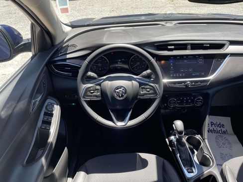 Used 2023 Buick Encore GX Select FWD image 2