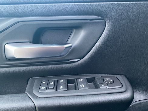 New 2026 RAM 1500 Express AWD/4WD image 19