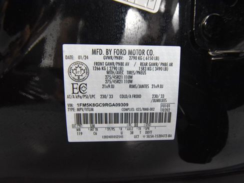 Used 2024 Ford Explorer ST w/ Technology Package image 62