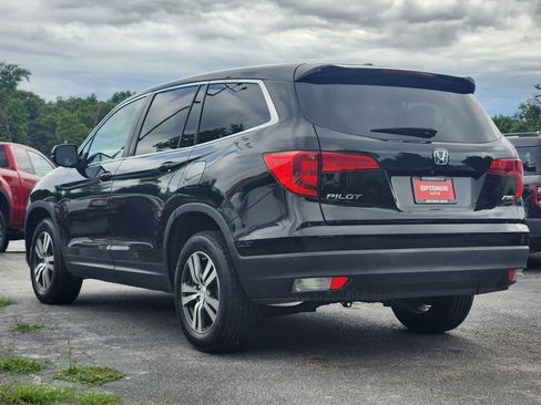 Used 2017 Honda Pilot EX image 5