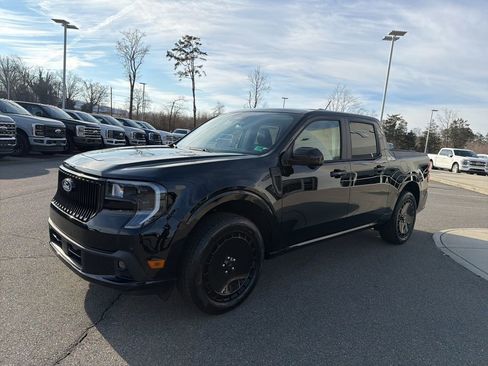 New 2026 Ford Maverick Lobo image 8