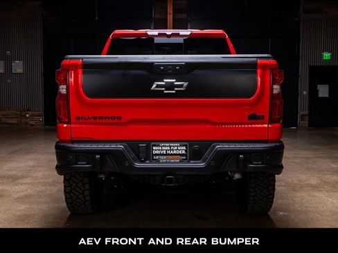 Used 2024 Chevrolet Silverado 1500 ZR2 w/ ZR2 Bison Edition image 8