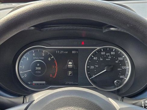 Used 2025 Nissan Versa SV image 11