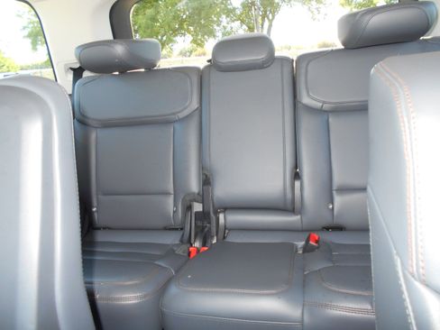 Used 2025 Ford Expedition Active AWD/4WD image 12