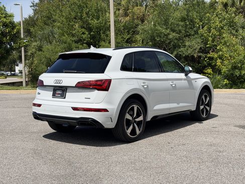 Used 2023 Audi Q5 2.0T Premium Plus w/ Premium Plus Package AWD/4WD image 5