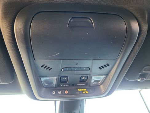 Used 2022 Chevrolet Blazer RS FWD image 49