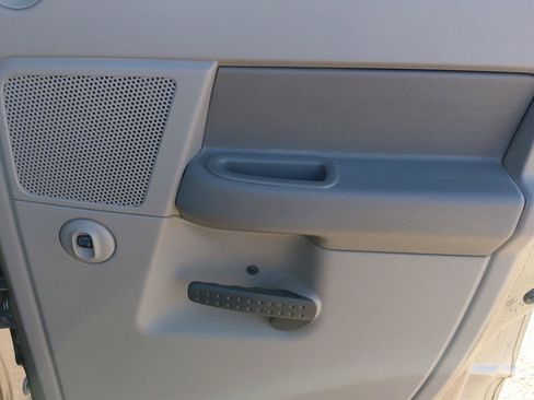 Used 2007 Dodge Ram 1500 Truck SLT w/ Sound & Secure Value Group image 15