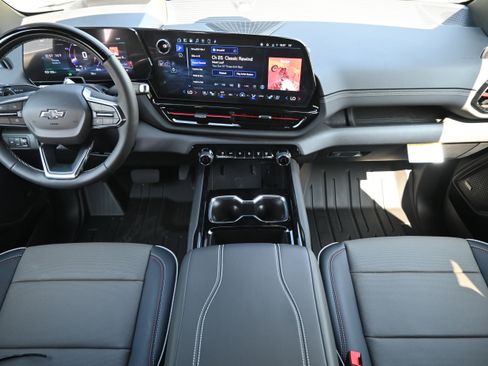 New 2026 Chevrolet Silverado EV Trail Boss w/ Premium Package image 3