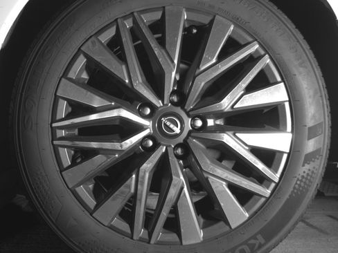 Used 2025 Nissan Altima 2.5 SV image 14