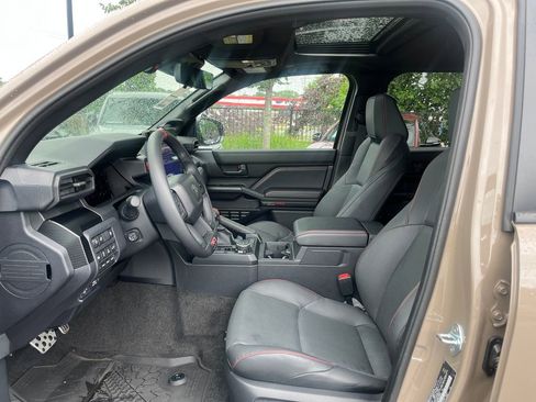 Used 2025 Toyota 4Runner TRD Pro AWD/4WD image 19