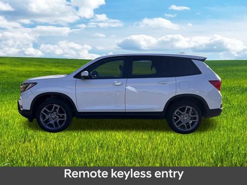 Used 2023 Honda Passport EX-L image 3