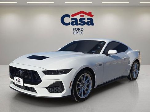 Used 2025 Ford Mustang GT Premium image 6