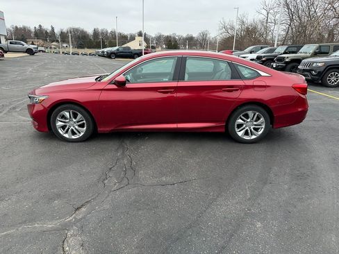 Used 2019 Honda Accord LX image 2