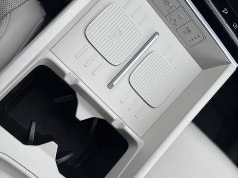 Used 2025 Hyundai Santa Fe SEL image 25