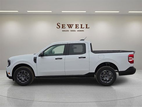 New 2025 Ford Maverick XLT w/ XLT Luxury Package image 2