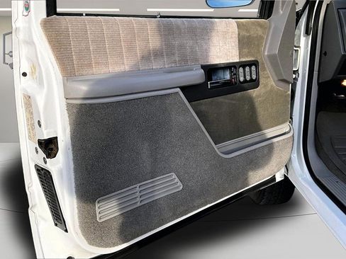 Used 1992 GMC Sierra 1500 4x4 Regular Cab image 15