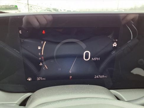 Used 2025 Buick Encore GX Preferred image 66