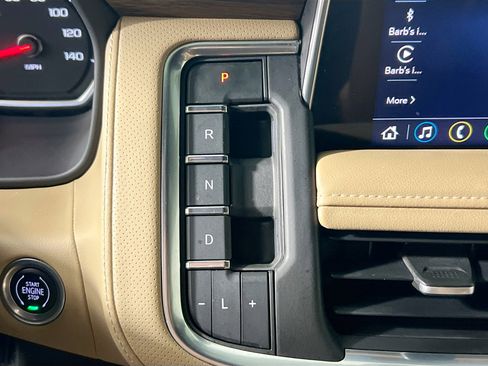 Used 2021 Chevrolet Tahoe Premier AWD/4WD image 25