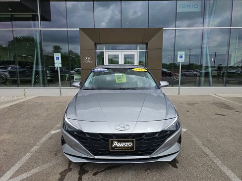 Certified 2023 Hyundai Elantra SEL FWD image 8