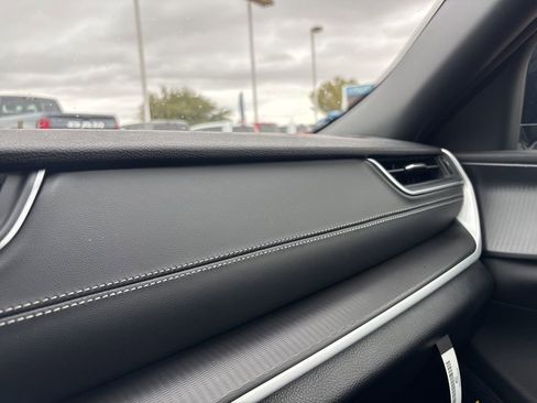 New 2025 Jeep Grand Cherokee L Altitude RWD image 34