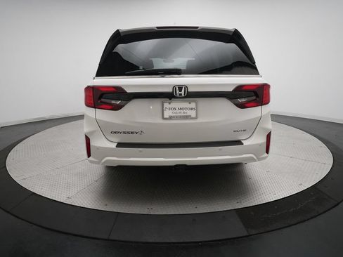 Certified 2026 Honda Odyssey Elite image 27