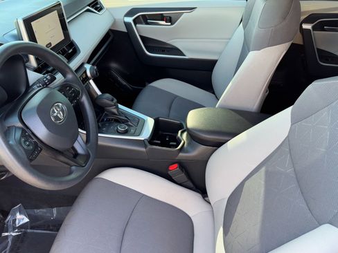 Certified 2025 Toyota RAV4 XLE image 20