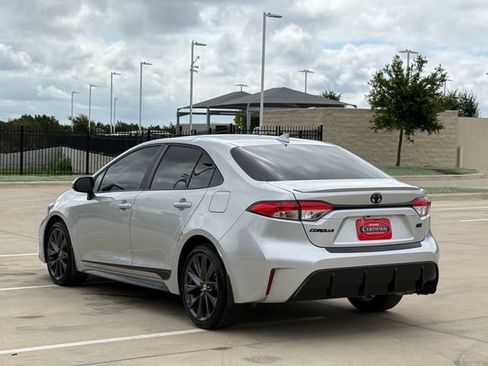 Used 2025 Toyota Corolla SE FWD image 8