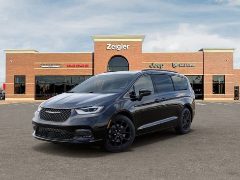 New 2026 Chrysler Pacifica Select AWD/4WD image 1