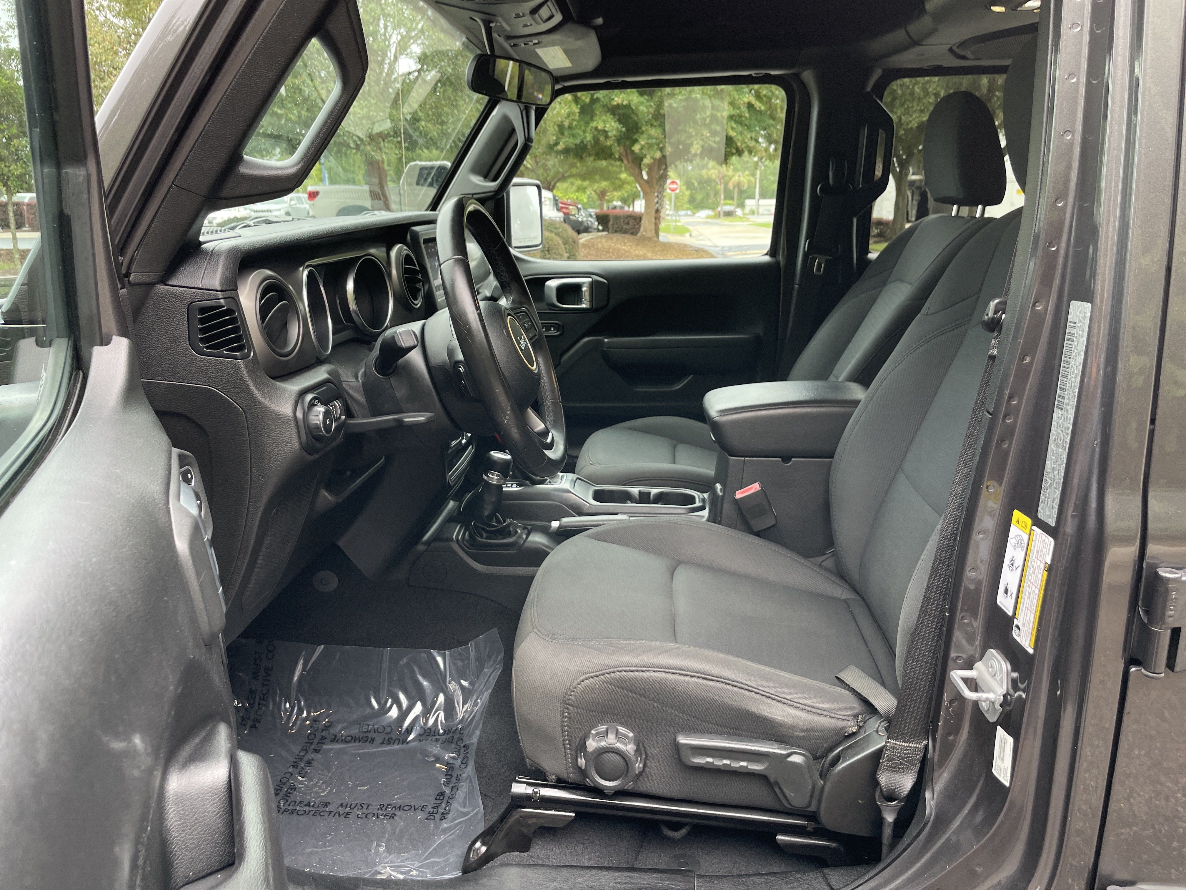 Used 2019 Jeep Wrangler Unlimited Sport S AWD/4WD image 15