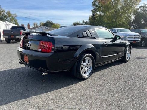 Used 2009 Ford Mustang GT Premium image 7