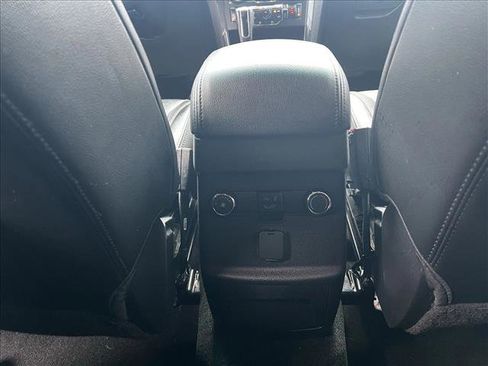 Used 2017 Ford Explorer XLT w/ Equipment Group 202A image 18