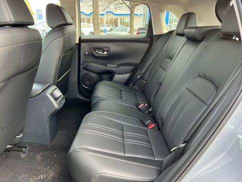 New 2026 Honda HR-V EX-L image 4