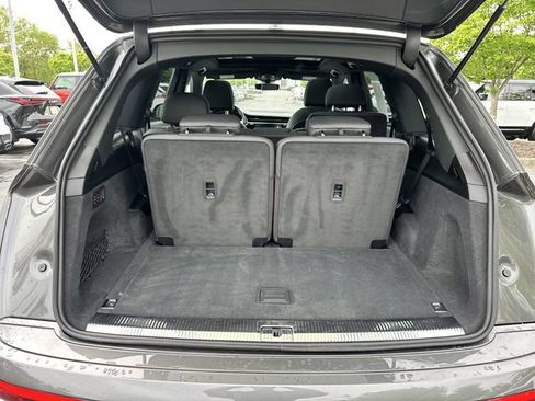 Used 2022 Audi Q7 3.0T Premium Plus w/ Premium Plus Package AWD/4WD image 43