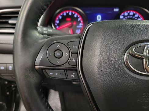 Used 2022 Toyota Camry XSE FWD image 24