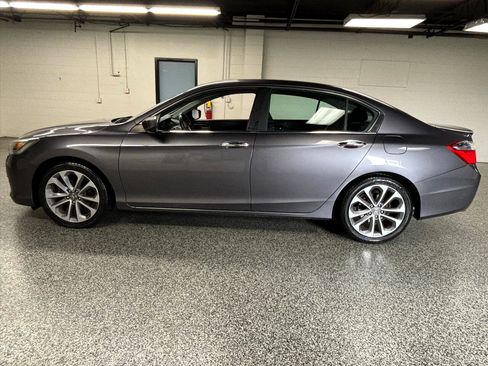 Used 2014 Honda Accord Sport image 7