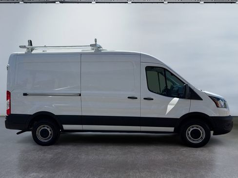 Used 2023 Ford Transit 250 Medium Roof w/ Upfitter Package RWD image 4