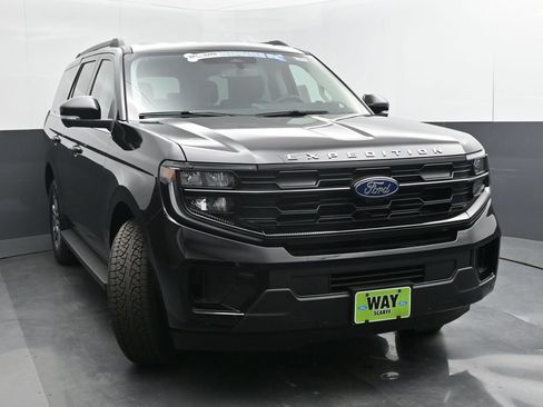 New 2026 Ford Expedition Active AWD/4WD image 38