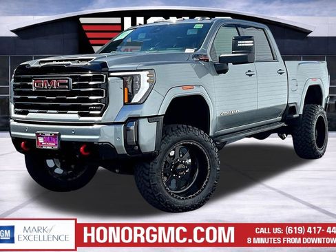 Used 2024 GMC Sierra 2500 AT4 w/ AT4 Premium Plus Package AWD/4WD image 3