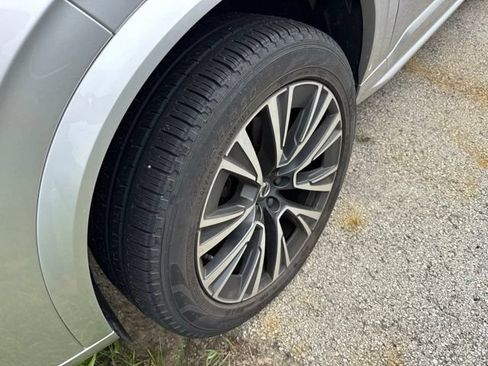 Used 2020 Volvo XC90 T5 Momentum AWD/4WD image 9
